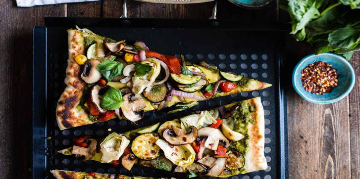 Pizza aux légumes grillés