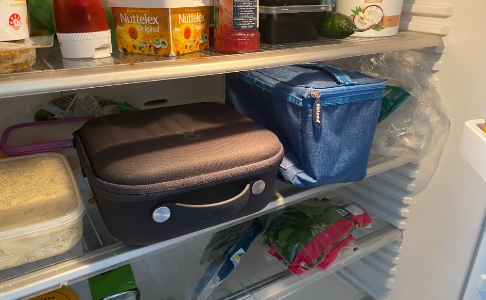 sac isotherme dans un réfrigérateur